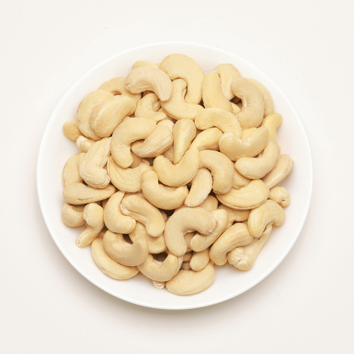 腰果煲湯用(yòng)生(shēng)的(de)還(hái)是(shì)熟的(de)?